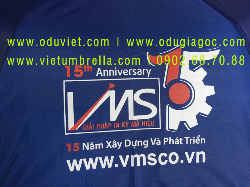 xưởng sản xuất ô dù cầm tay in logo quảng cáo